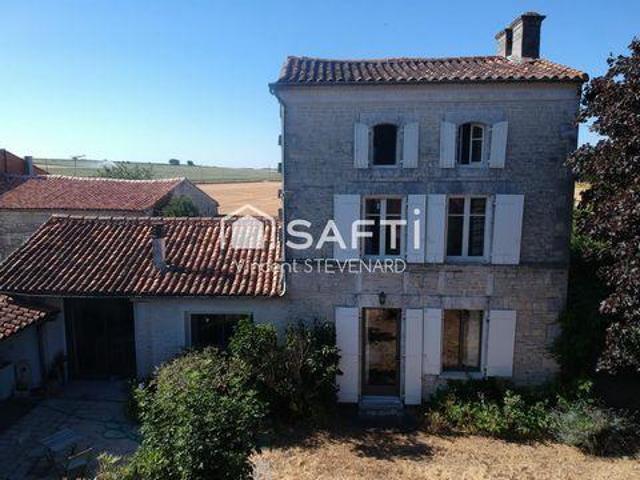 Villa 4 chambres, Ligne Poitou 16140 DS101025021
