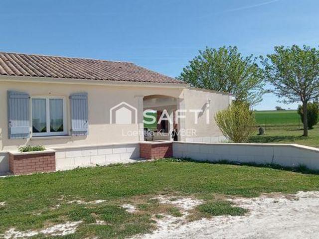 Villa 4 chambres, Perignac Poitou 17800 DS102472710