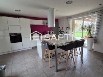 Villa 4 chambres, Pindray Poitou 86500 DS101568067