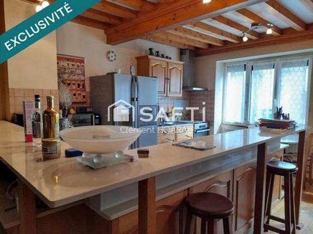 Villa 4 chambres, Poncin Rhône 01450 DS102276010