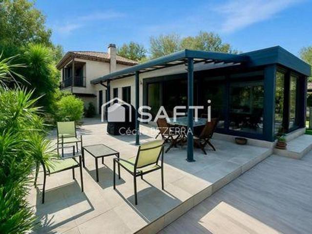 Villa 4 chambres, Reans Midi 32800 DS100779849