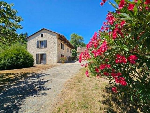 Villa 4 chambres, Saint Aquitaine 24140 DLS104259868