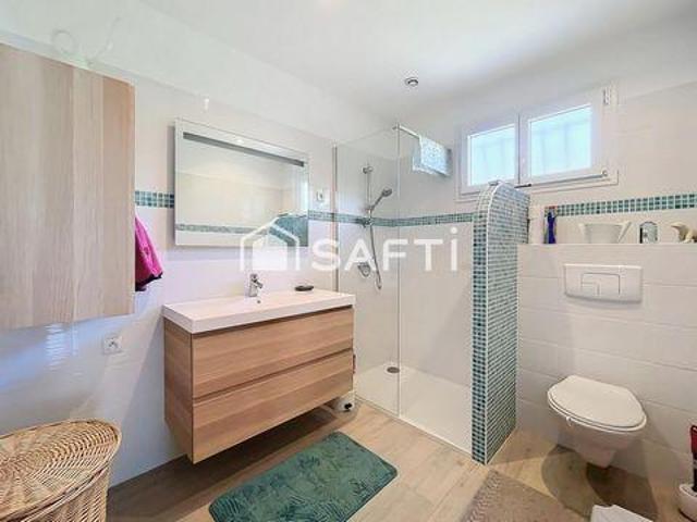 Villa 4 chambres, Saint Aquitaine 33160 DS103659504