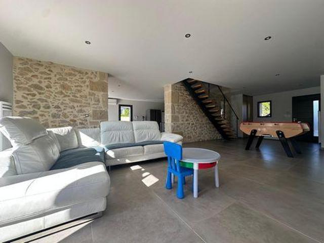 Villa 4 chambres, Saint Aquitaine 33210 DS105606989