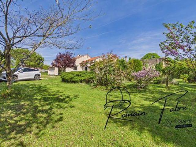 Villa 4 chambres, Saint Aquitaine 33390 DLS105556573