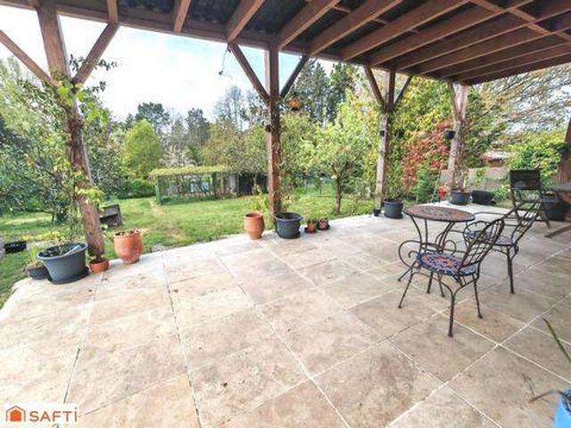 Villa 4 chambres, Saint Aquitaine 33490 DS101026269