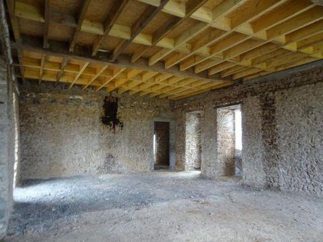 Villa 4 chambres, Saint Bourgogne 71510 ES99836476
