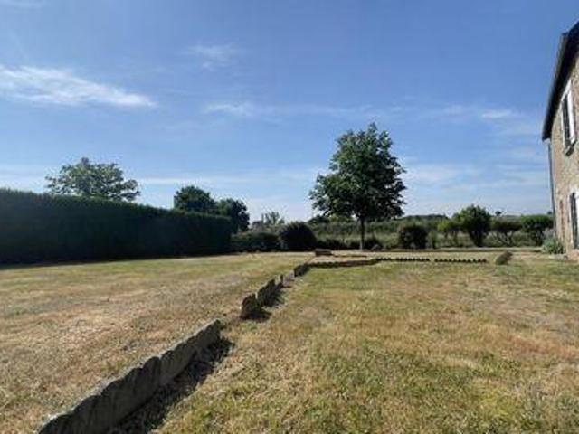 Villa 4 chambres, Saint Pays de la Loire 53300 ES100773263