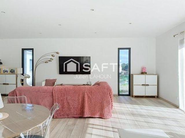 Villa 4 chambres, Saint Poitou 16300 ES105812166