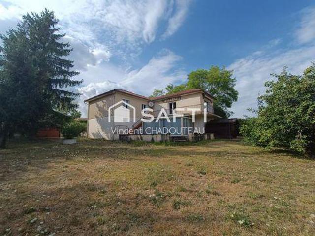 Villa 4 chambres, Saint Poitou 16330 DS103743048