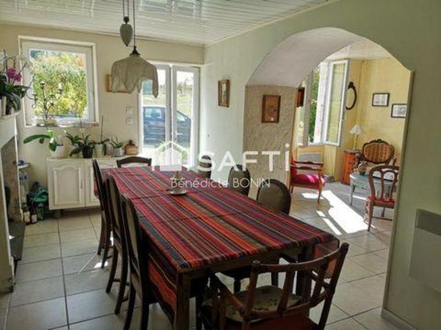 Villa 4 chambres, Saint Poitou 17150 DS103700169