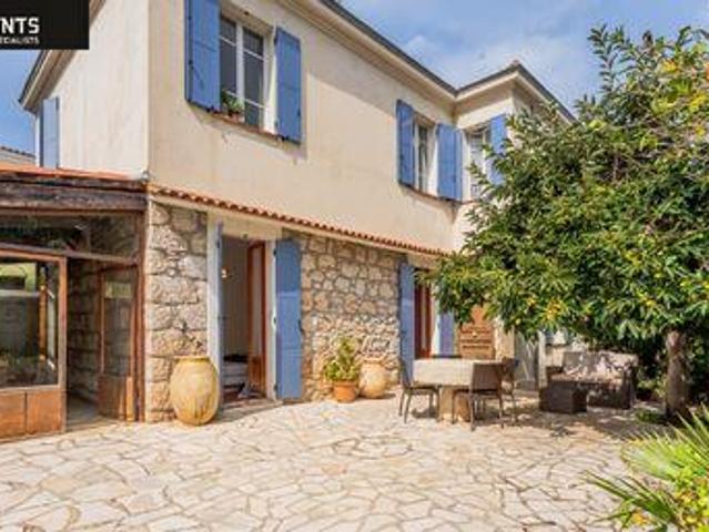Villa 4 chambres, Saint Provence 06230 DS105139204