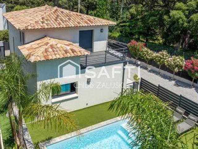 Villa 4 chambres, Saint Provence 83370 DLS103156222