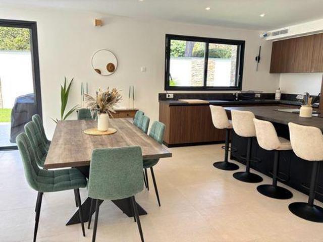 Villa 4 chambres, Saint Provence 83700 ELS105138831