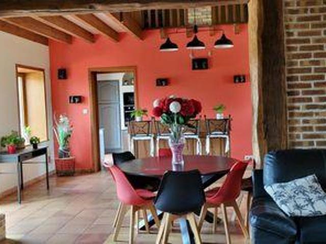 Villa 4 chambres, Saint Rhône 01140 DLS101060018