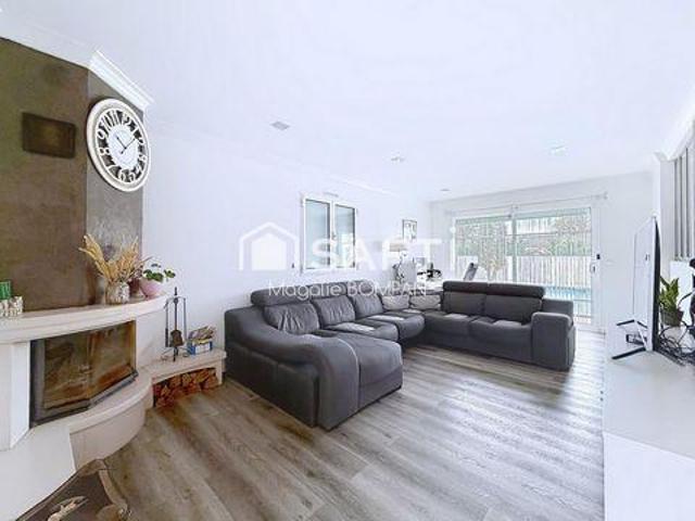 Villa 4 chambres, Sainte Aquitaine 33480 ES105764503
