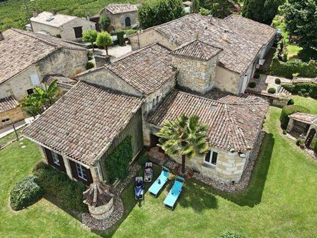 Villa 4 chambres, Sainte Colombe Aquitaine 33350 ES96310767