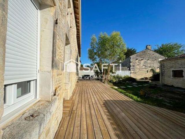 Villa 4 chambres, Sainte Poitou 16200 DS105882306