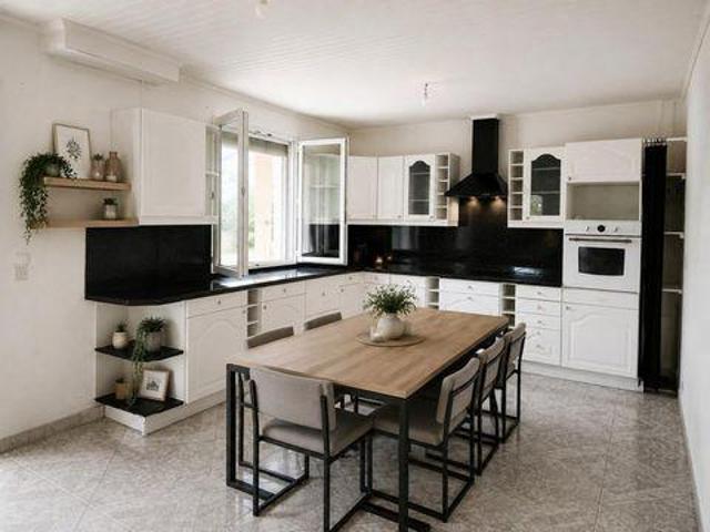 Villa 4 chambres, Sainte Poitou 17210 ES105253788