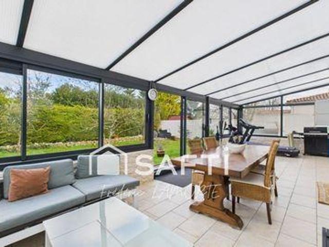 Villa 4 chambres, Sainte Poitou 17220 DS100784853