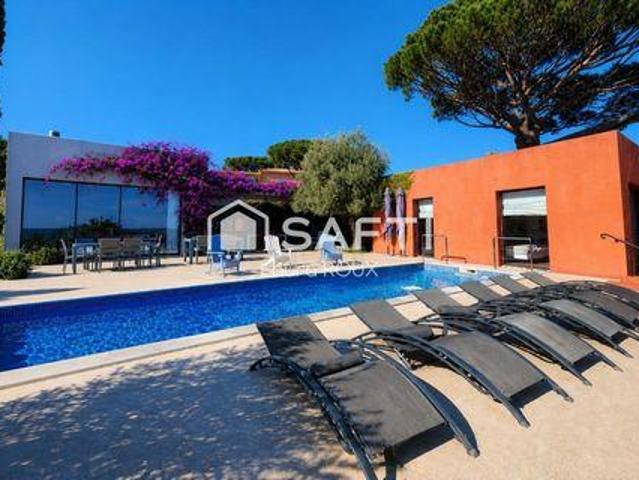 Villa 4 chambres, Sainte Provence 83120 DLS100341274
