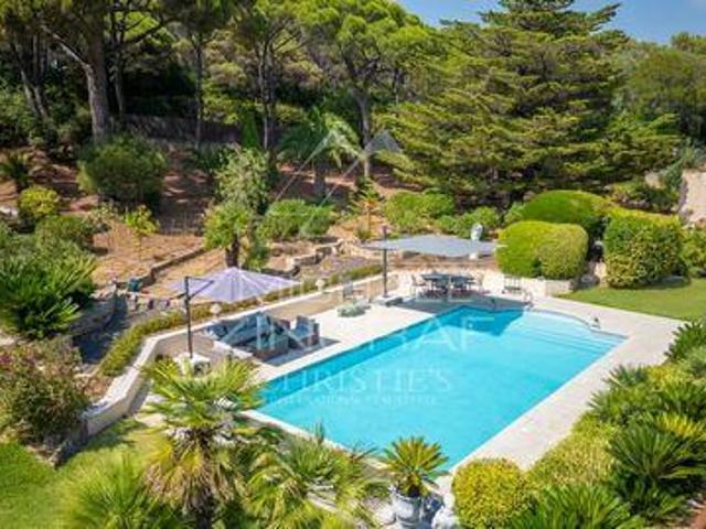 Villa 4 chambres, Sainte Provence 83120 DS100952743