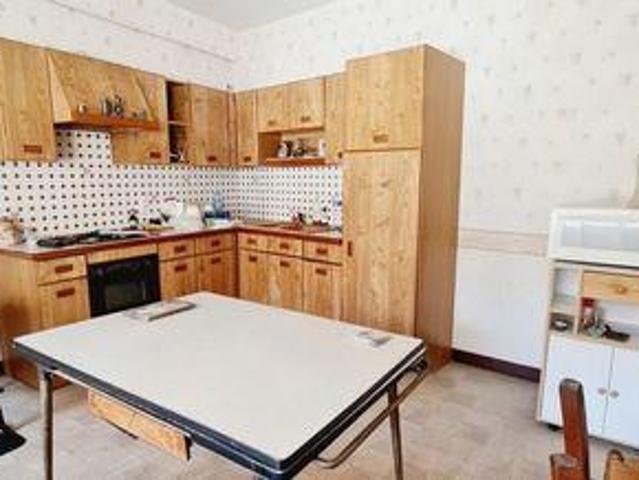 Villa 4 chambres, Salornay Bourgogne 71250 DS103014606