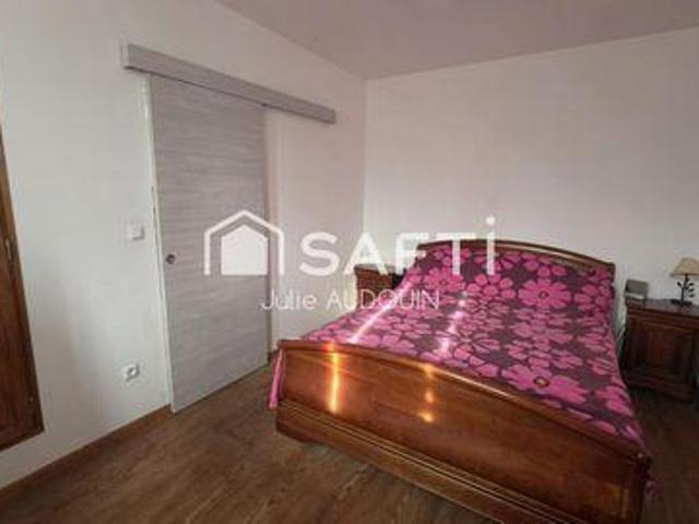 Villa 4 chambres, Sigogne Poitou 16200 DS105153548