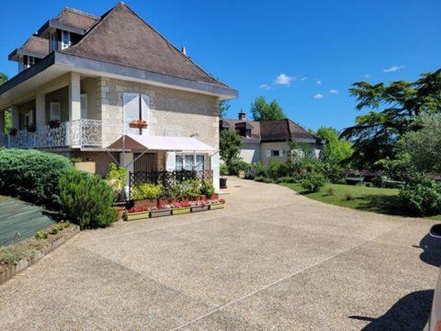 Villa 4 chambres, Turenne Limousin 19500 DLS96312096