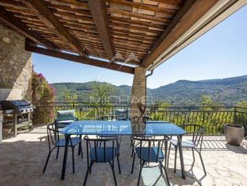 Villa 4 chambres, Tourrettes Provence 06140 ES102773949