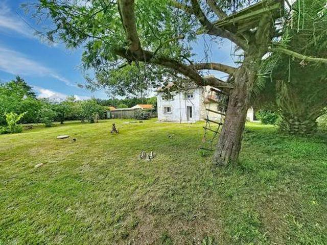 Villa 4 chambres, Valeyrac Aquitaine 33340 DLS102888270