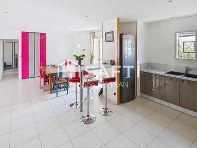 Villa 4 chambres, Villandraut Aquitaine 33730 DS103743404