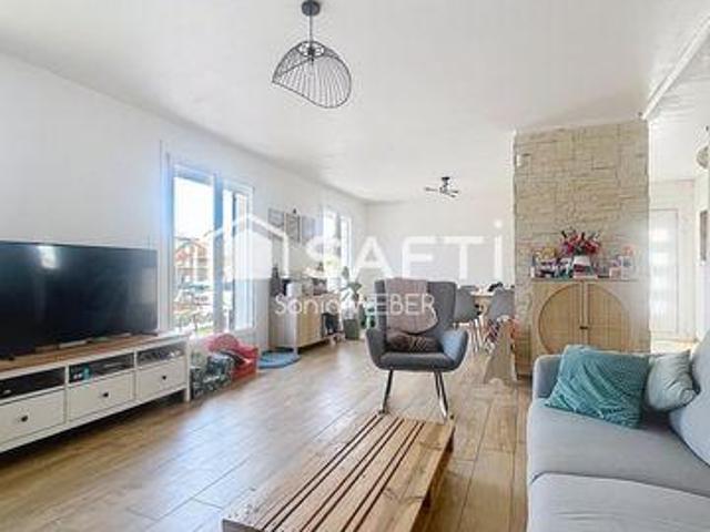 Villa 4 chambres, Vitry Champagne 51300 DLS102759314