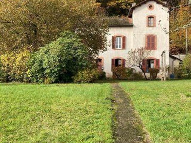 Villa 4 chambres, Ydes Auvergne 15210 ES100733916