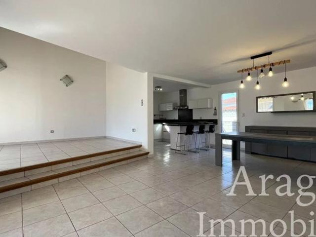 VILLA 4 FACES A VENDRE SUR CLAIRA