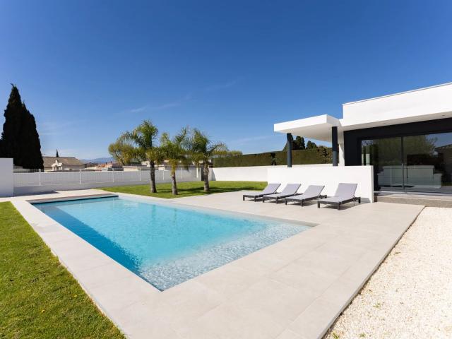 Villa 4 faces Perpignan OUEST