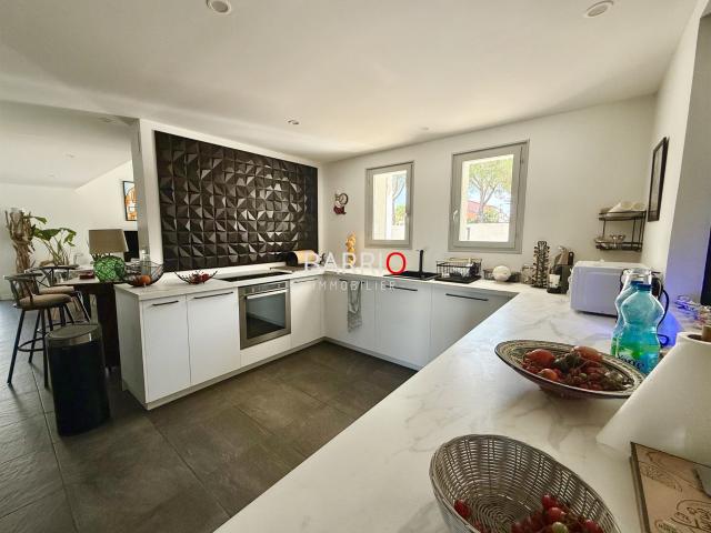 Villa 4 faces 123m2 Gararge St Cyprien 123m² Saint Cyprien