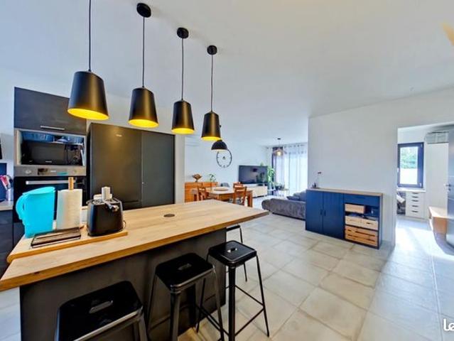 Villa 4 pièces 82 m²