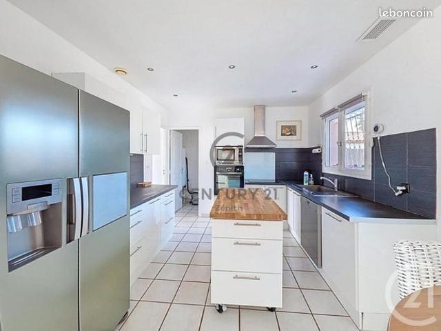 Villa 4 pièces 102 m²