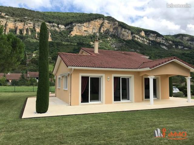 Villa 4 pièces 105 m²