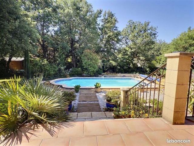 Villa 4 pièces 116 m²