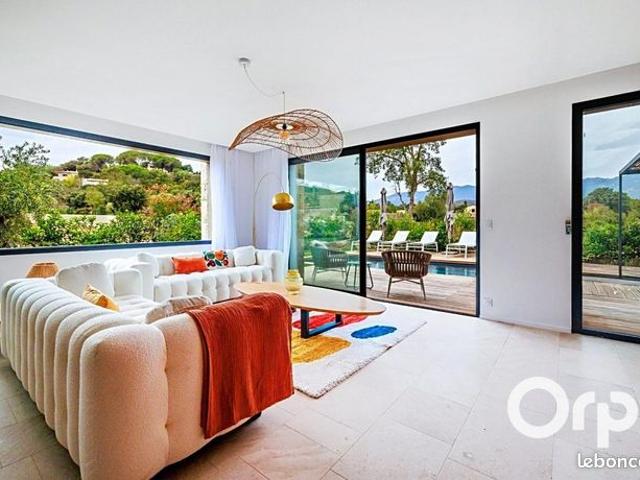Villa 4 pièces 125 m²