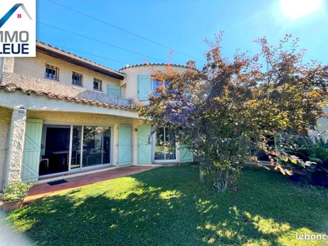 Villa 4 pièces 164 m²