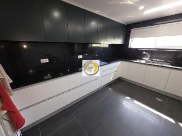 villa 4 quarto, Aveiro Santa Maria da Feira 4535 DS100211764
