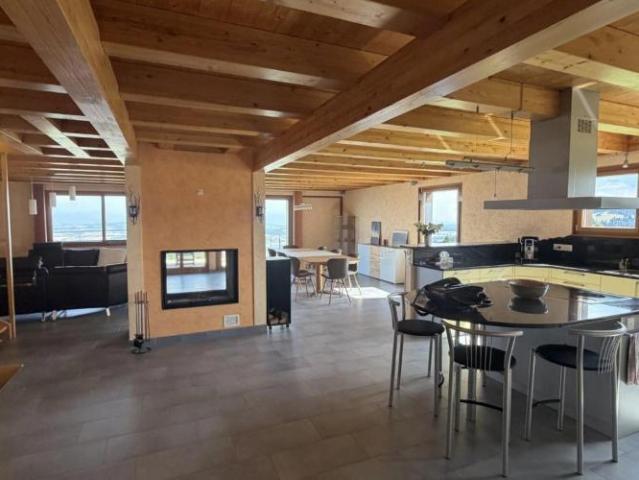 Villa Chalet der Extraklasse – Panoramablick und absolute Ruhe