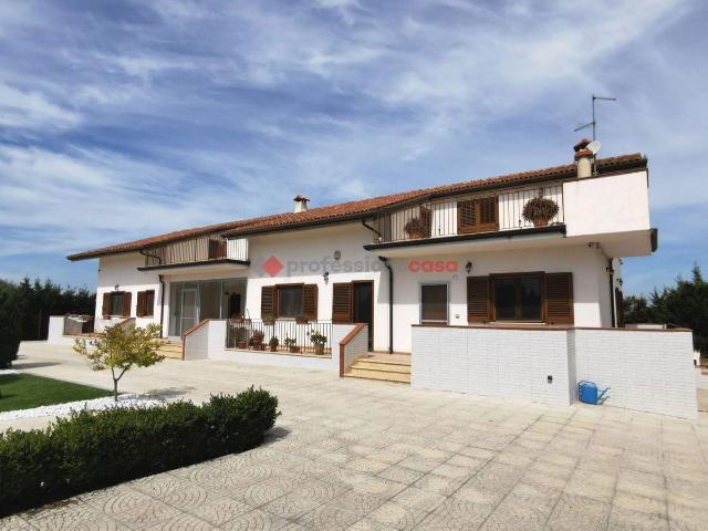 Villa 550mq