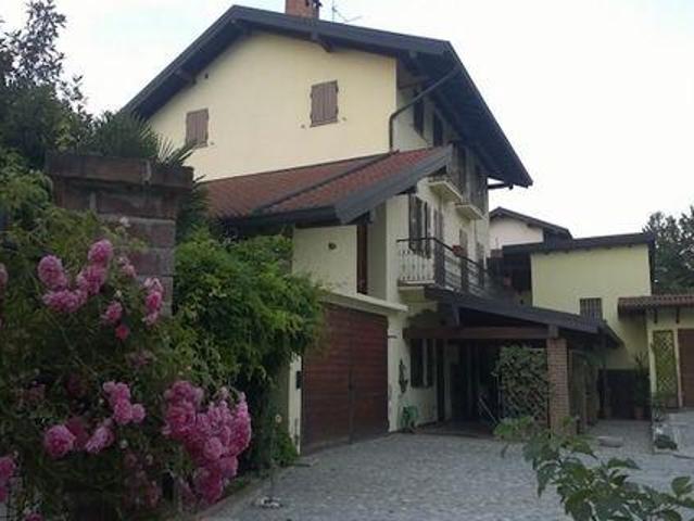 Villa 5 camere da letto, Milano LombardiaLombardy ES103701426