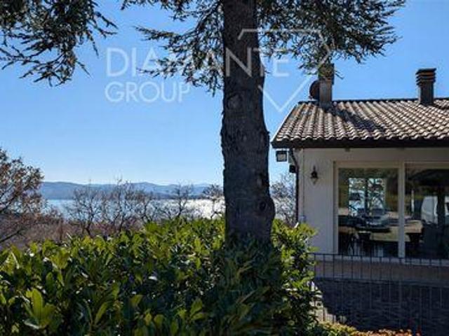Villa 5 camere da letto, Passignano Sul Trasimeno Umbria ELS88910410