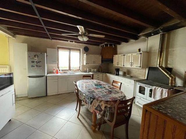 Villa 5 chambres, Murat Auvergne 03390 DS101026056