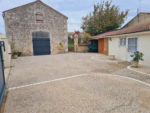 Villa 5 chambres, Nalliers Pays de la Loire 85370 ES99275142